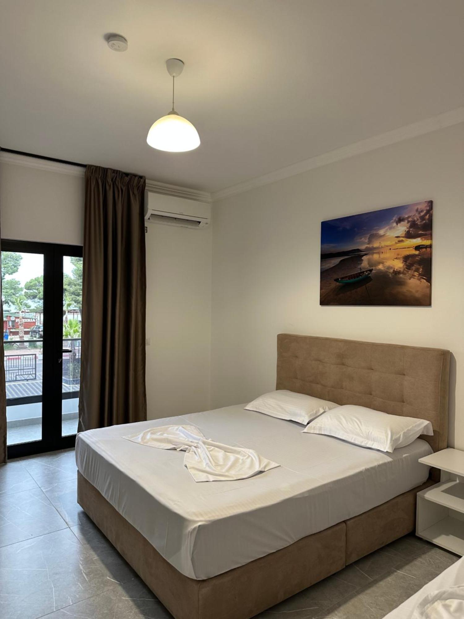 Molla Hotel Restorant Shëngjin Zewnętrze zdjęcie