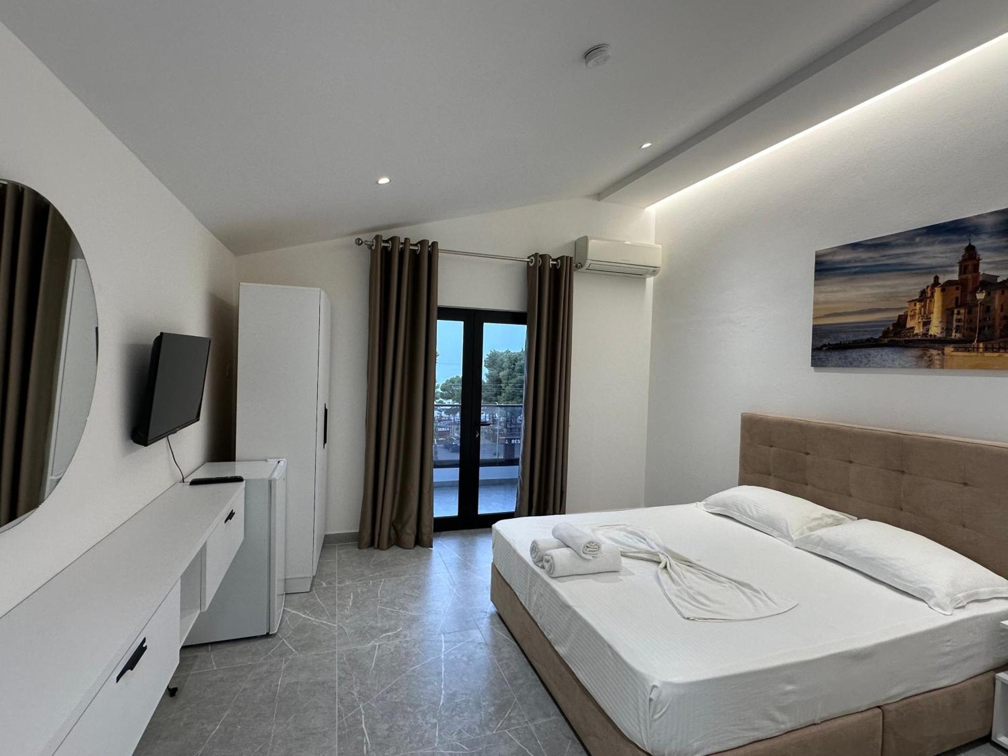 Molla Hotel Restorant Shëngjin Zewnętrze zdjęcie